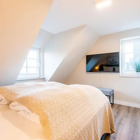 Haus Lucia Whg 03 아파트 베스터란트